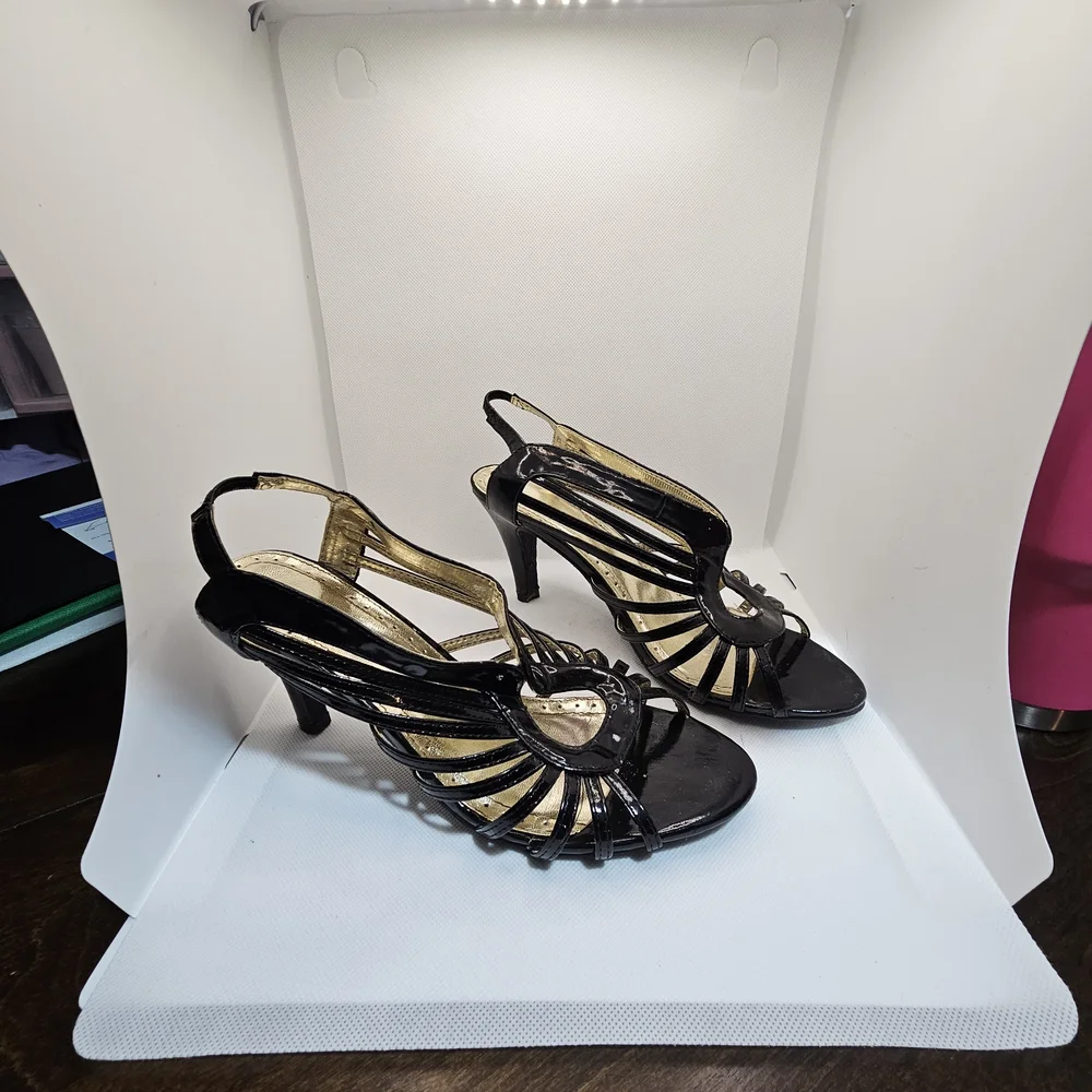 N/A chic black